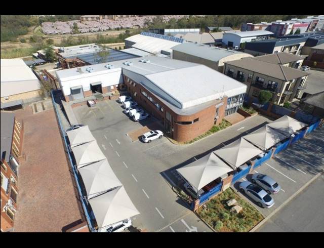 1,907.53M² WAREHOUSE TO LET IN OLIVEDALE